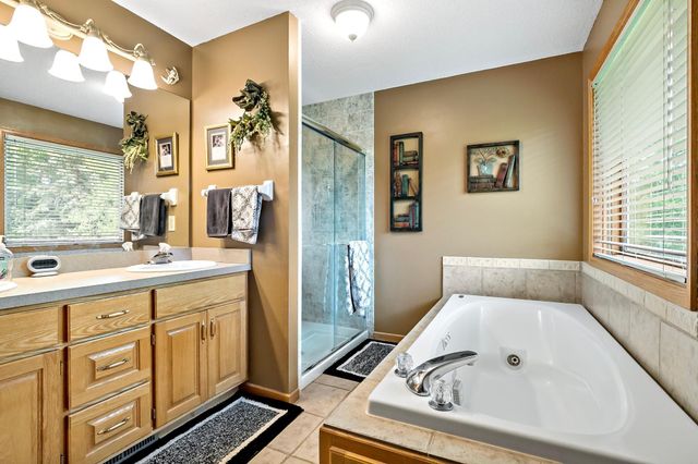 2801 87th Trail N, Brooklyn Park, MN 55443