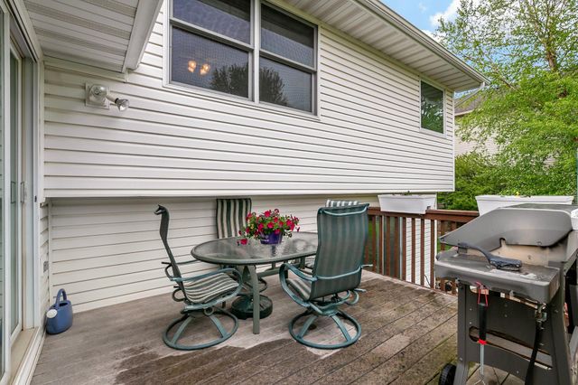 2801 87th Trail N, Brooklyn Park, MN 55443