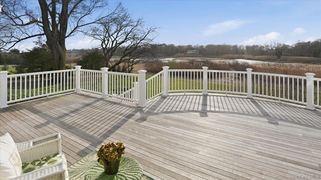 15A Brushy Neck Lane, Westhampton, NY 11977