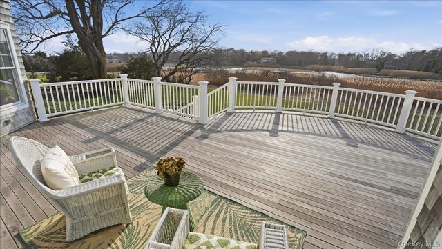 15A Brushy Neck Lane, Westhampton, NY 11977