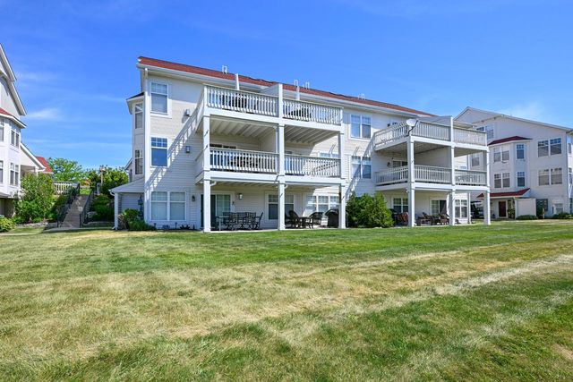 2138 Landings LANE, Delavan, WI 53115