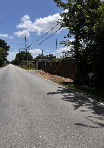 413 Lynn Street, South Houston, TX 77587