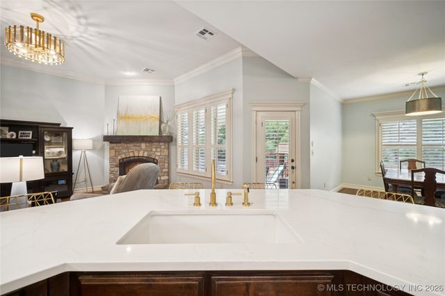 10926 S 77th Avenue E, Tulsa, OK 74133