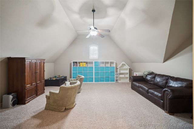 10926 S 77th Avenue E, Tulsa, OK 74133