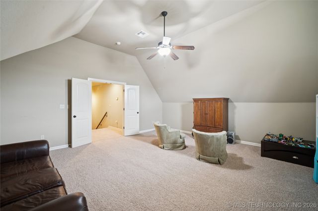 10926 S 77th Avenue E, Tulsa, OK 74133