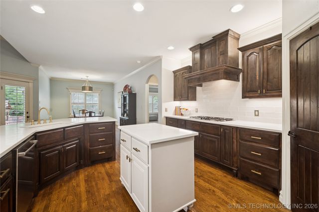 10926 S 77th Avenue E, Tulsa, OK 74133