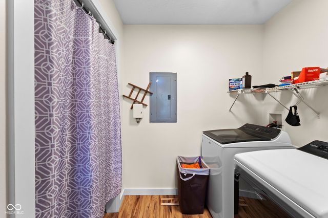 175 Mill, Coatesville, IN 46121