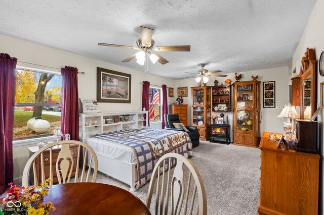 175 Mill, Coatesville, IN 46121