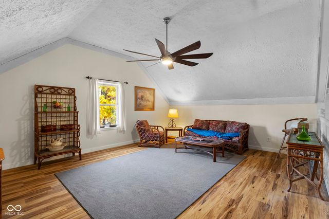 175 Mill, Coatesville, IN 46121