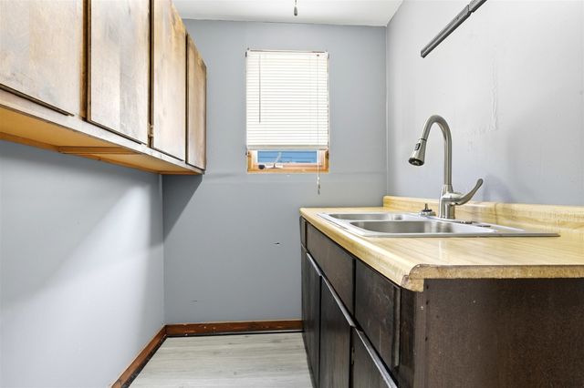 603 W Oakland Avenue, Bloomington, IL 61701