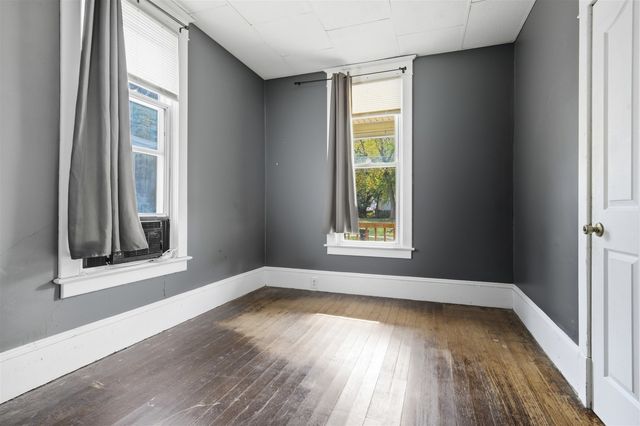 603 W Oakland Avenue, Bloomington, IL 61701