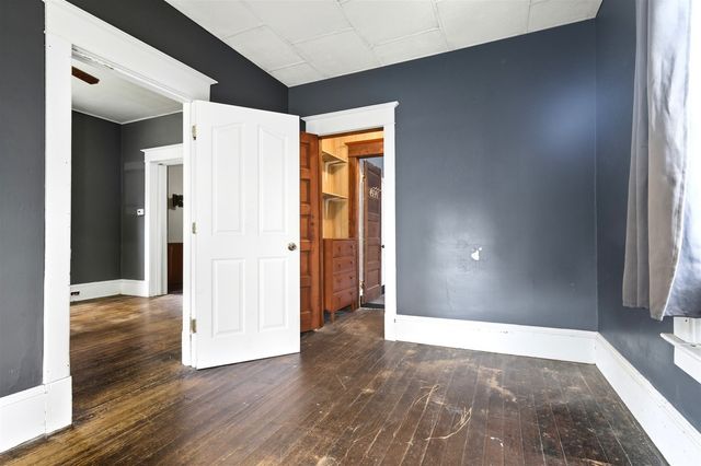 603 W Oakland Avenue, Bloomington, IL 61701