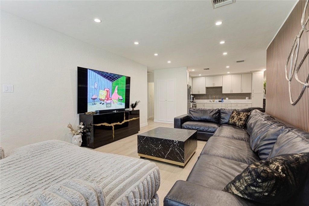 1817 N Hollywood Way, Burbank, CA 91505 — photo 3