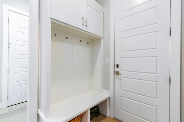 8010 W Kettering Court, Rogers, AR 72758