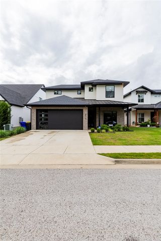 8010 W Kettering Court, Rogers, AR 72758
