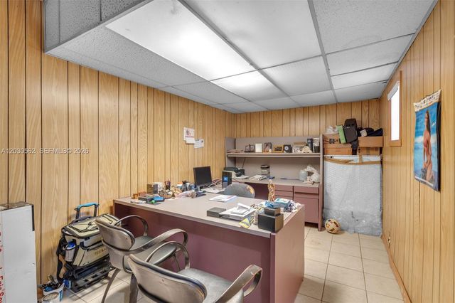 1320 SW 84th Ave, Miami, FL 33144