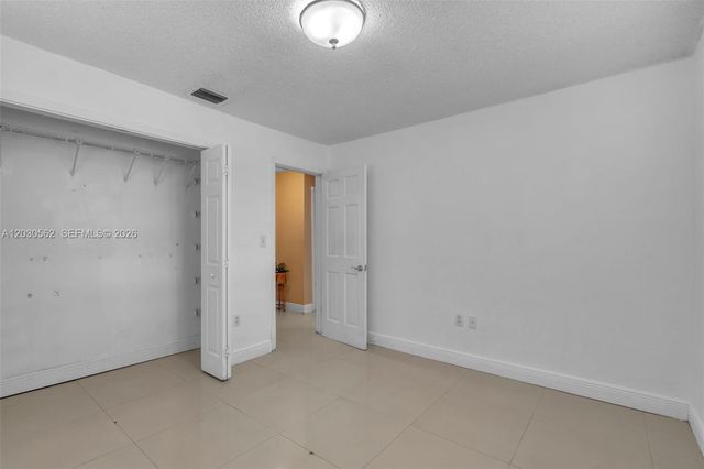 1320 SW 84th Ave, Miami, FL 33144
