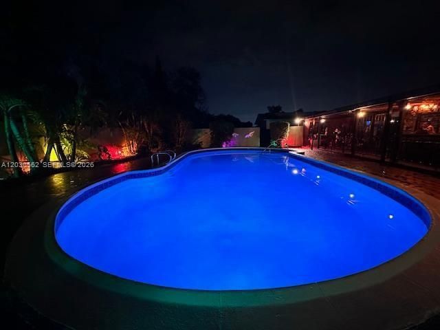1320 SW 84th Ave, Miami, FL 33144