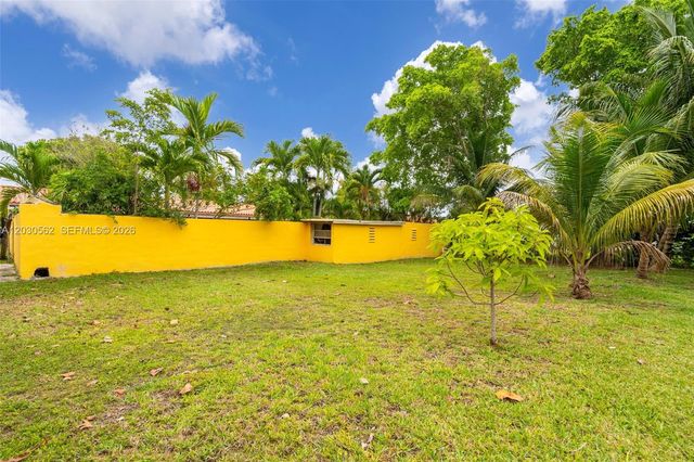 1320 SW 84th Ave, Miami, FL 33144