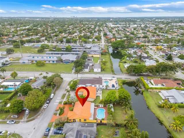 1320 SW 84th Ave, Miami, FL 33144