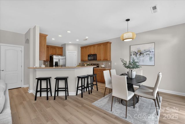 11008 Burnt Leather Lane, Charlotte, NC 28277