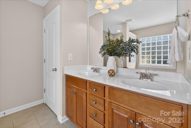 11008 Burnt Leather Lane, Charlotte, NC 28277