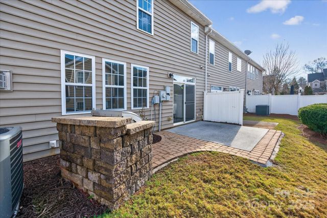 11008 Burnt Leather Lane, Charlotte, NC 28277