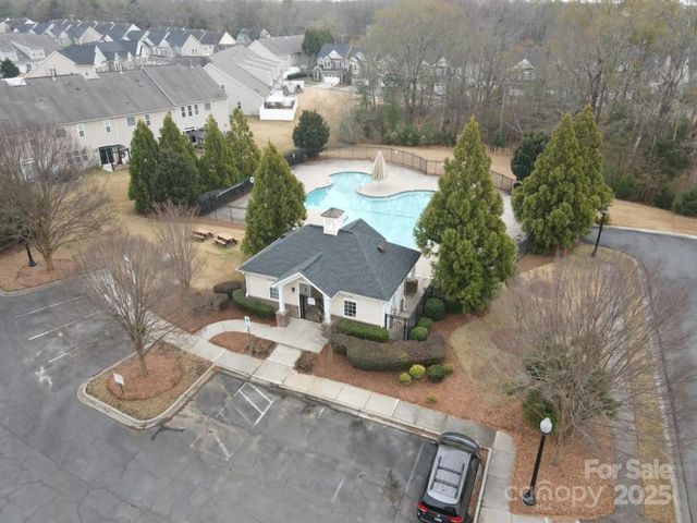 11008 Burnt Leather Lane, Charlotte, NC 28277