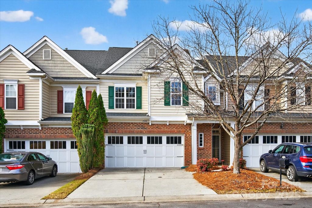 11008 Burnt Leather Lane, Charlotte, NC 28277