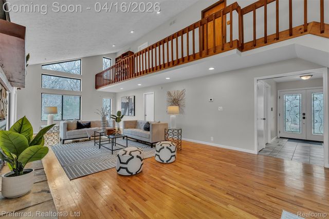 3525 Whitfield Drive, Waterford Charter Township, MI 48329