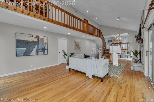 3525 Whitfield Drive, Waterford Charter Township, MI 48329