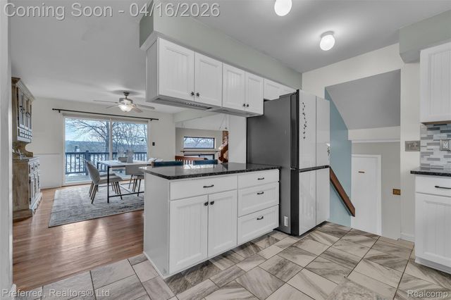 3525 Whitfield Drive, Waterford Charter Township, MI 48329