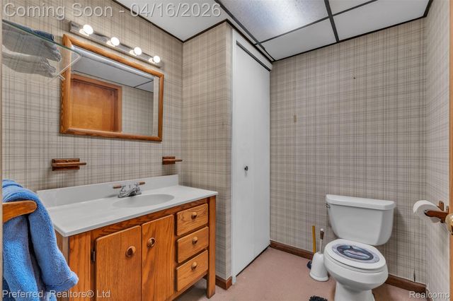 3525 Whitfield Drive, Waterford Charter Township, MI 48329