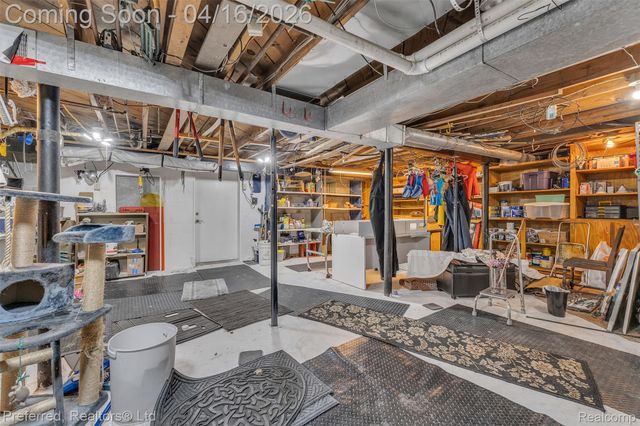 3525 Whitfield Drive, Waterford Charter Township, MI 48329