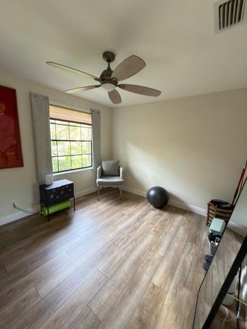 7927 La Mirada Dr 3, Boca Raton, FL 33433