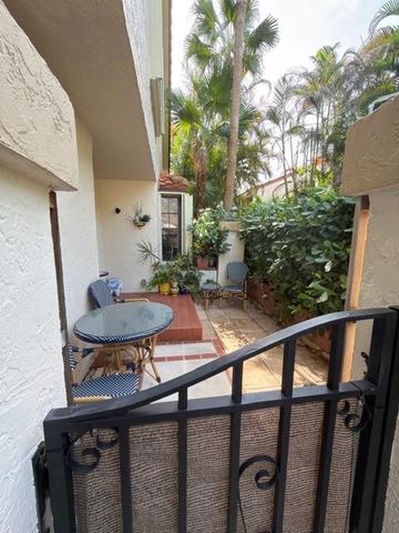 7927 La Mirada Dr 3, Boca Raton, FL 33433