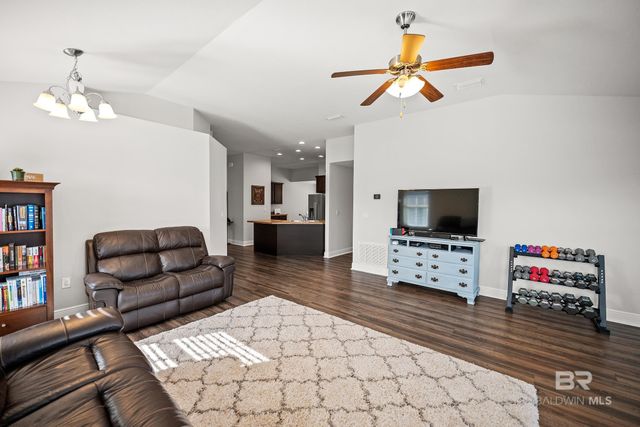 9537 Woolrich Avenue, Fairhope, AL 36532