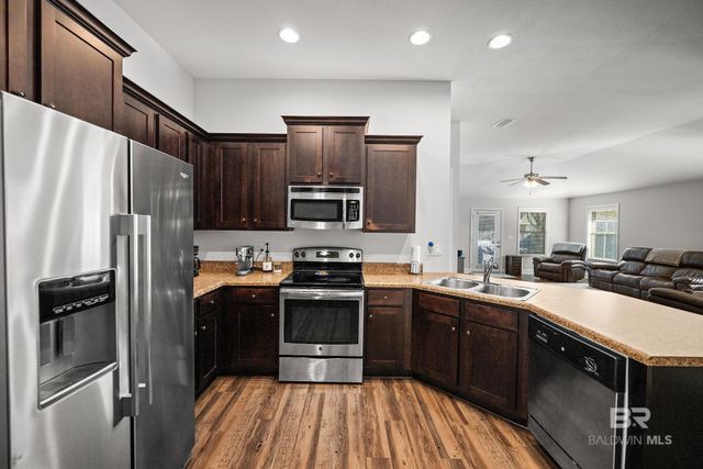 9537 Woolrich Avenue, Fairhope, AL 36532