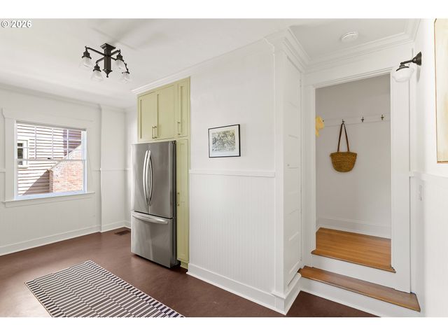 2415 Ne 15TH Ave, Portland, OR 97212