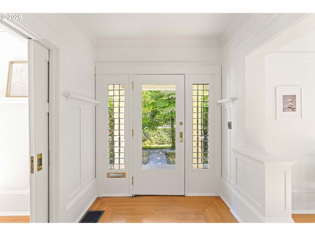 2415 Ne 15TH Ave, Portland, OR 97212