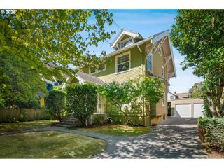 2415 Ne 15TH Ave, Portland, OR 97212