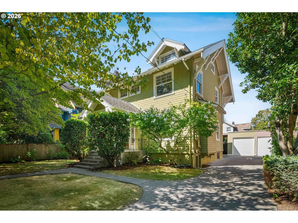 2415 Ne 15TH Ave, Portland, OR 97212