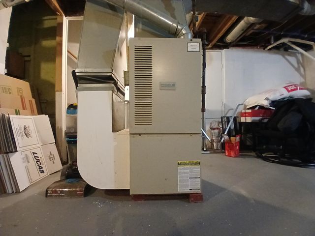 2975 Johns Drive, Saginaw, MI 48603