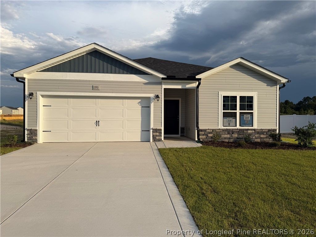 193 Seaford Lane, Aberdeen, NC 28315 — exterior