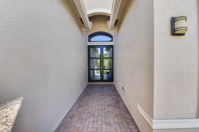 10668 Regatta Ridge Road, Boynton Beach, FL 33473