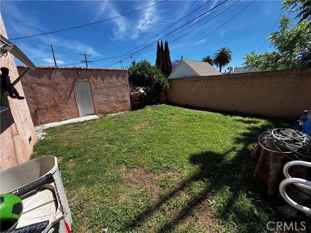 2032 W 77th St, Los Angeles, CA 90047