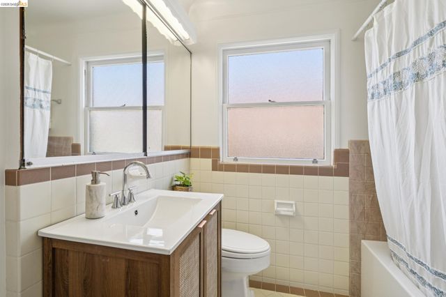 957 Lee Ave, San Leandro, CA 94577