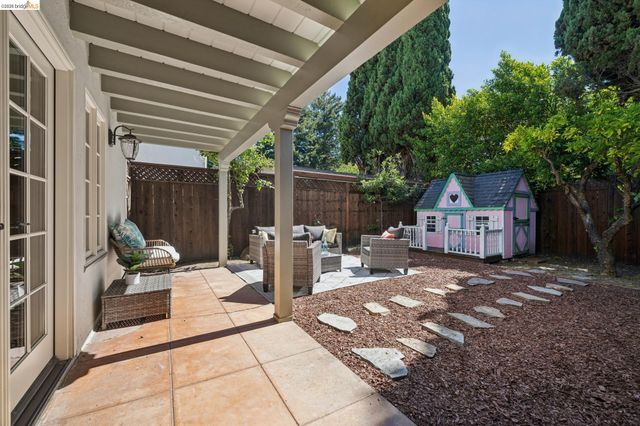 957 Lee Ave, San Leandro, CA 94577