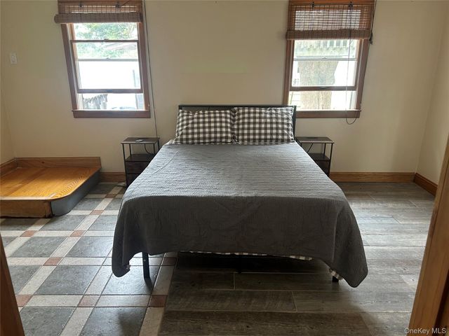 239 Curtin Avenue, West Islip, NY 11795