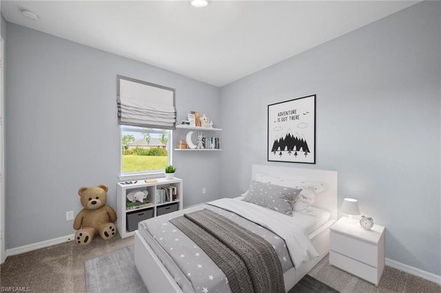 2226 SW 8th PL, Cape Coral, FL 33991